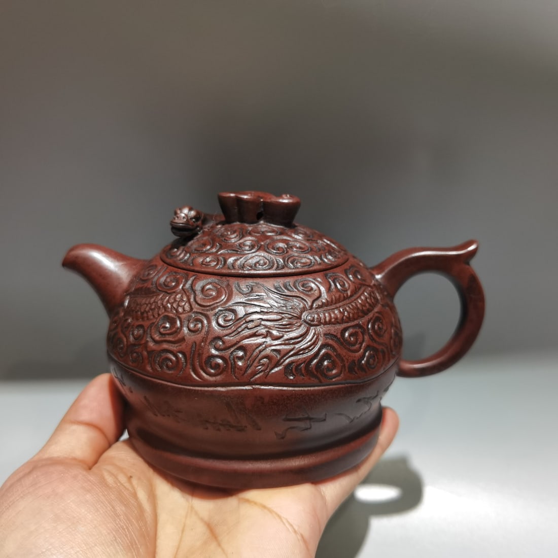 Name: Yunlong: Name: Cloud Dragon; Brand Name: Xu Rulei; Size: 15 x 9 cm; Capacity: 360 cc; Clay: Original Red Clay Provenance:Private collection from a professor in Paris-Saclay University. Our cooperative logistic