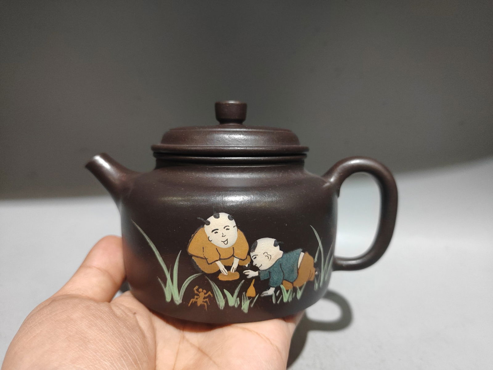 Name: Clay-Painted Dezhong Teapot (1 of 9)