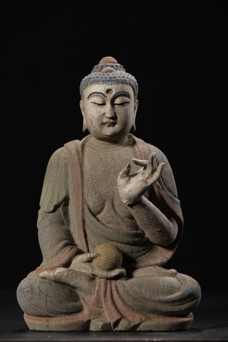 Wooden sculpture of Vairocana Buddha (1 of 9)