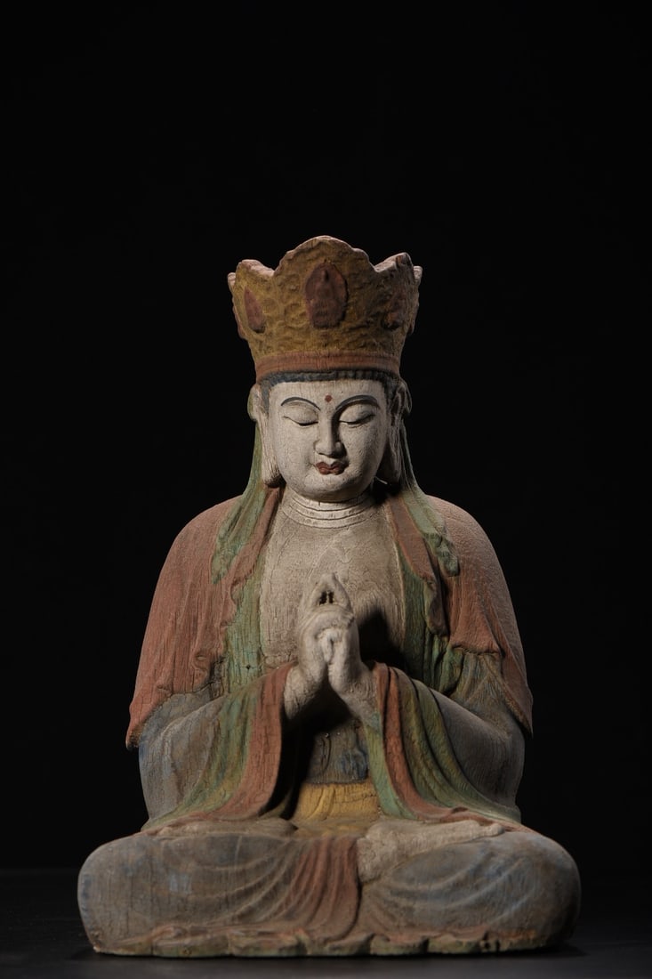 Wooden Vairocana Buddha Statue (1 of 9)