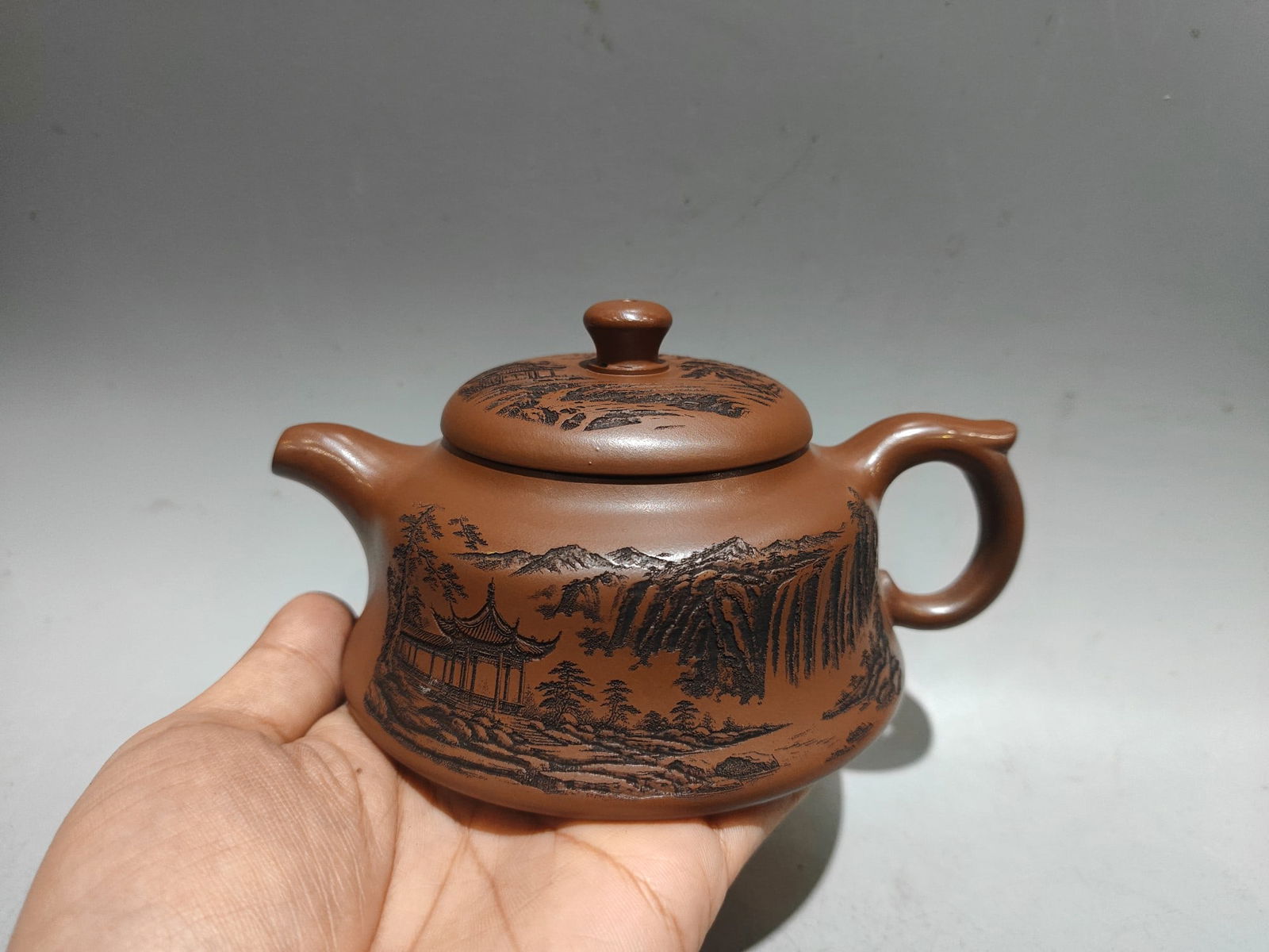 Name: Golden Bell Teapot (1 of 9)