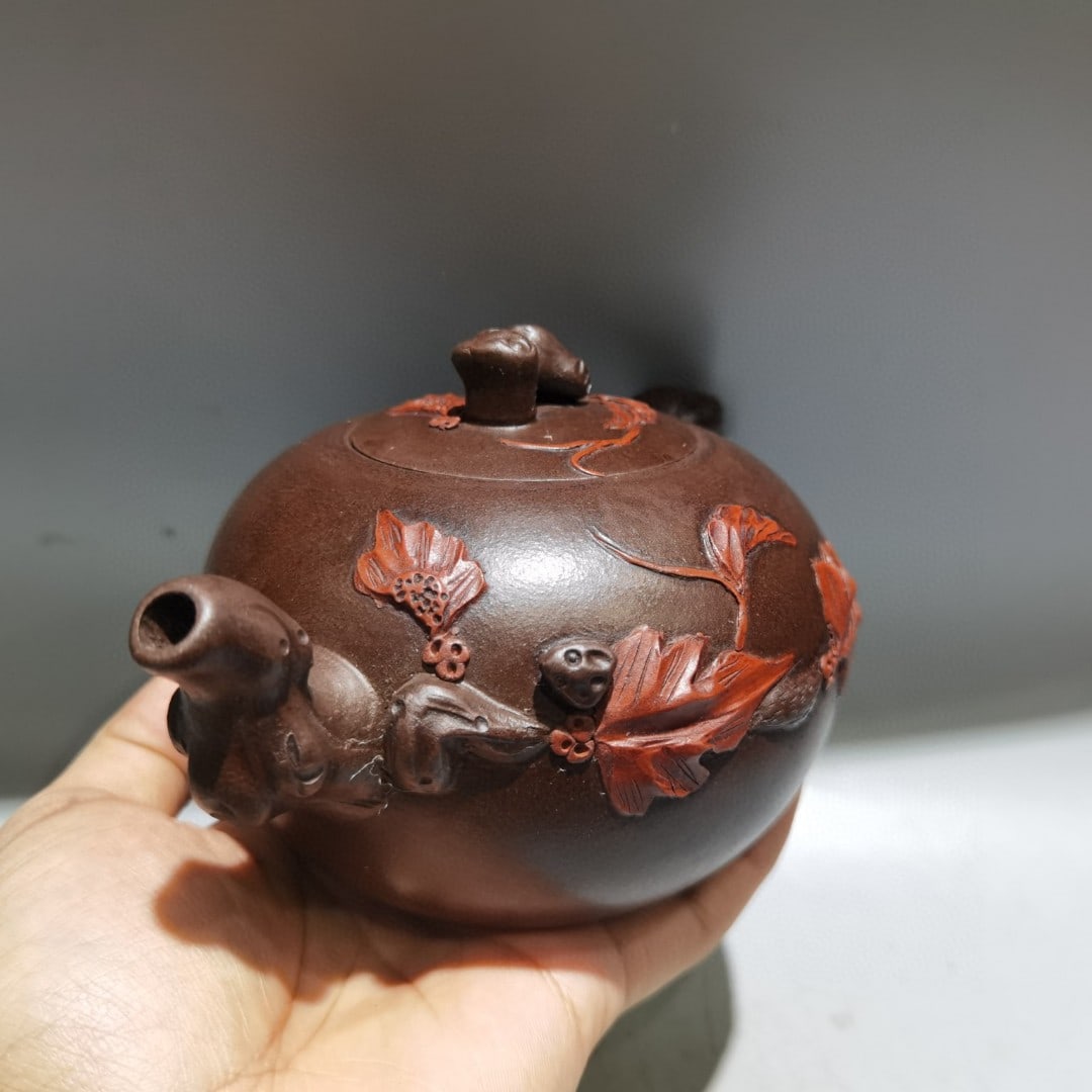 Name: Squirrel Grape Jar - 2