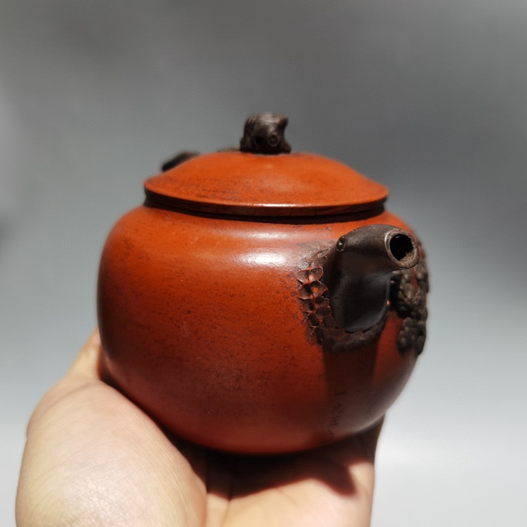 Name: Pine Needle Teapot - 5