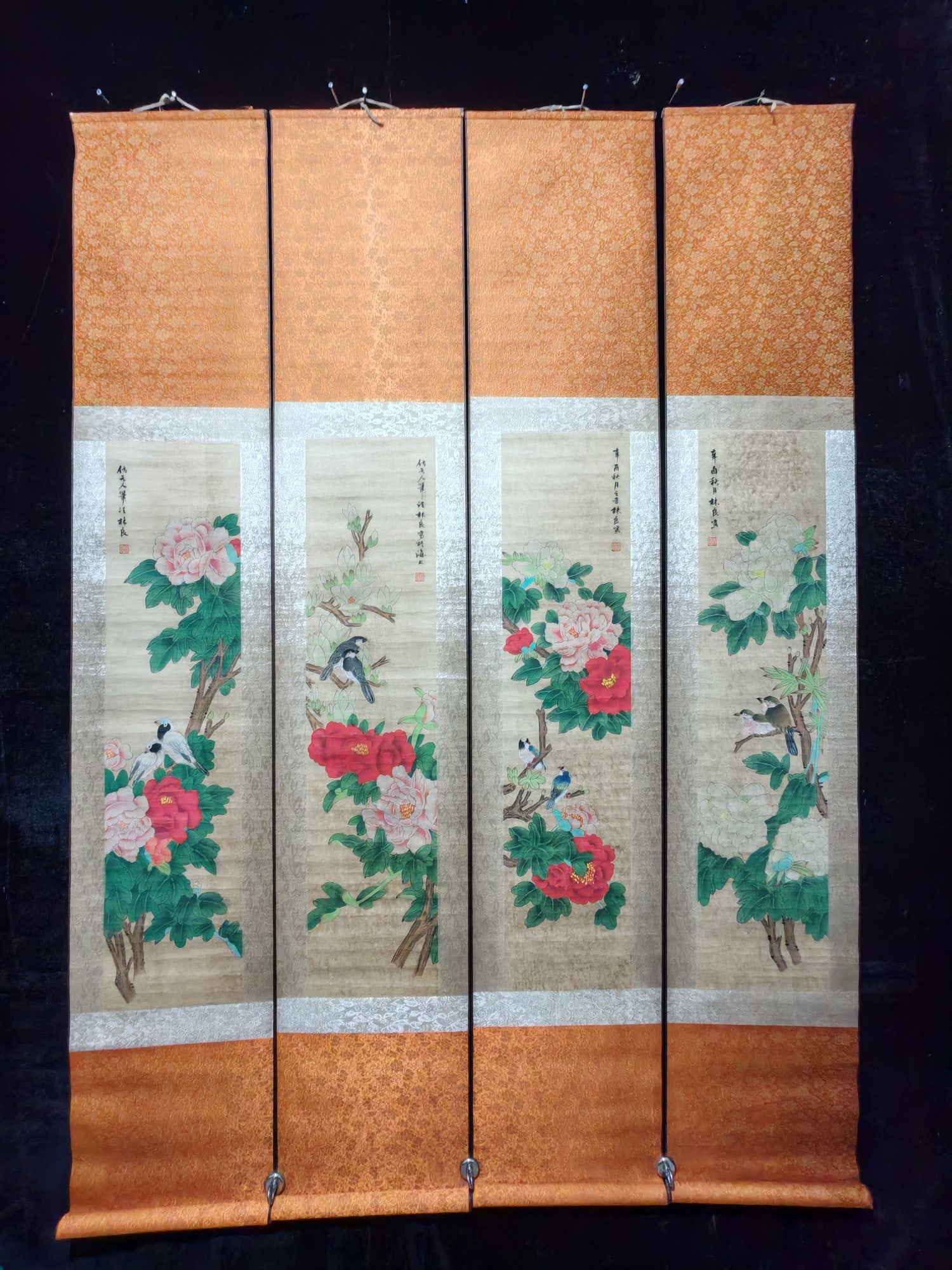 Lin Liang's four-panel hand-painted flower and bird paintings (1 of 9)