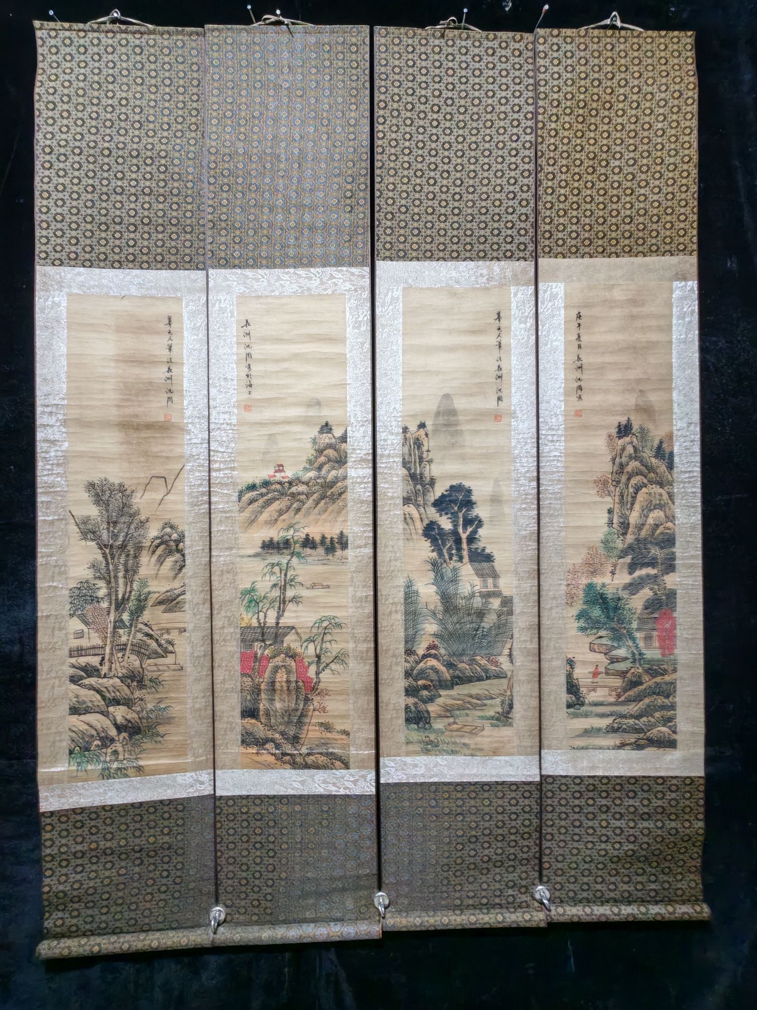 Shen Zhou's landscape painting four-panel screen (1 of 9)