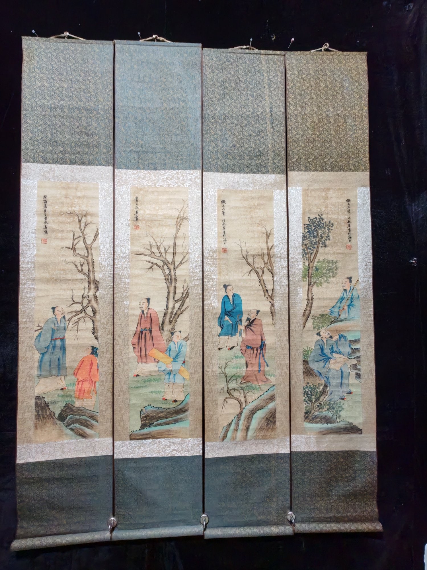 Qiu Ying's four-panel hand-painted portraits (1 of 9)