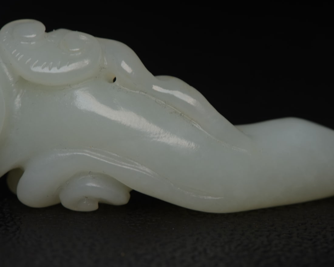 Hetian jade ruyi - 7