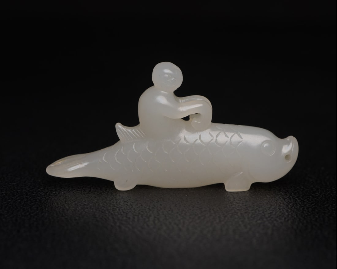Hotan jade fish - 2