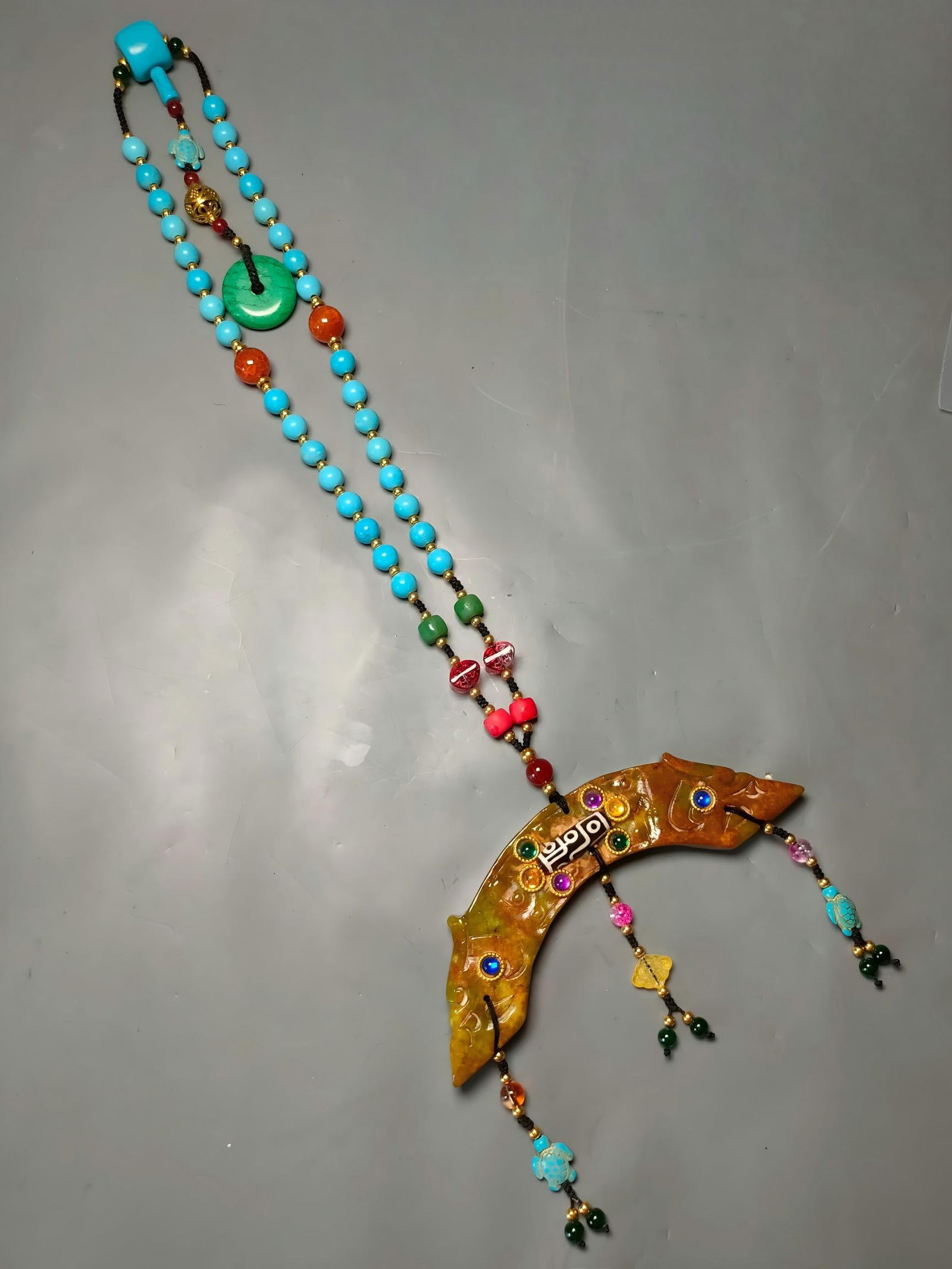 Exquisite Antique Jade Necklace Inlaid with Gemstones (1 of 9)