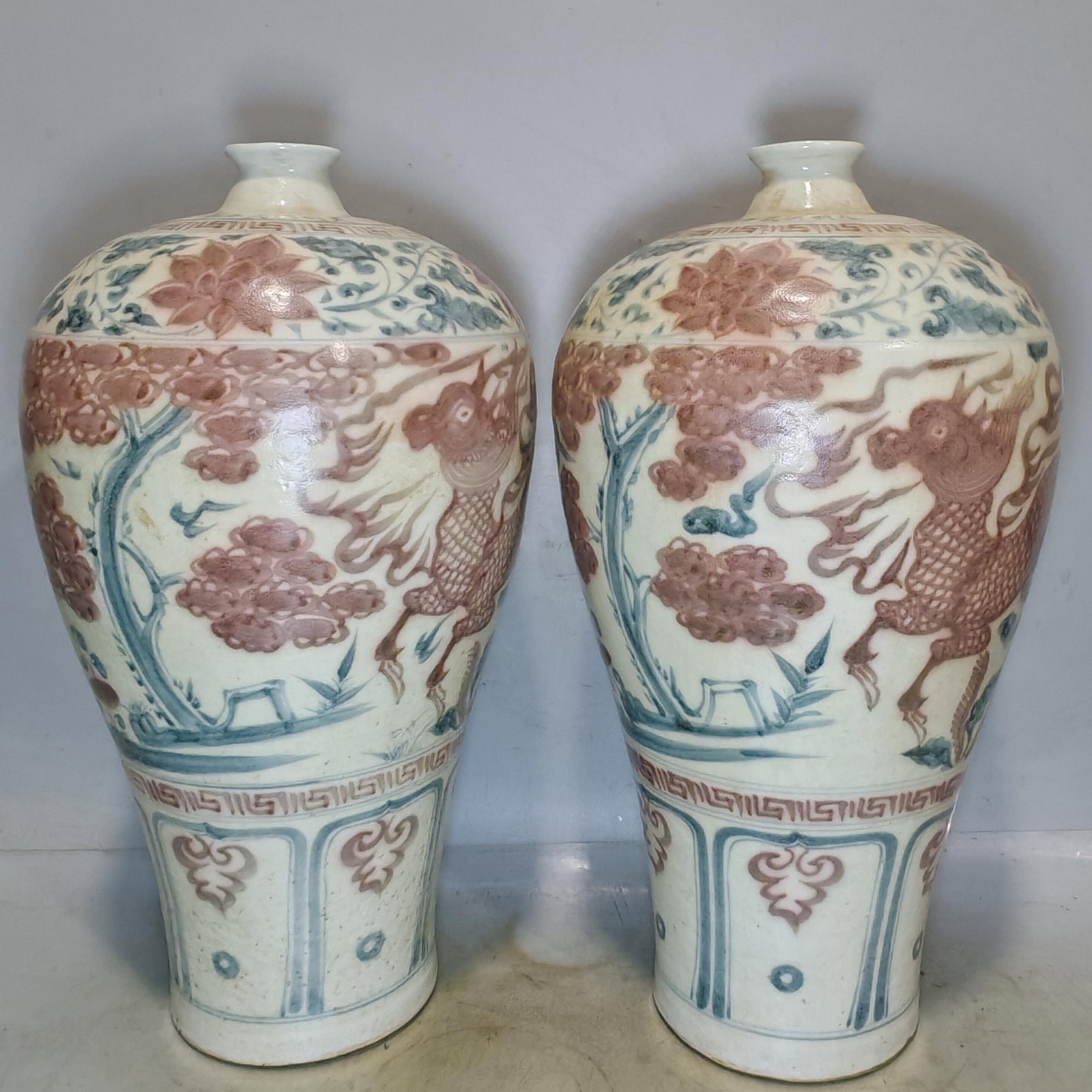 Made in the Jianwen reign of the Ming Dynasty, hand-painted blue and white underglaze red phoenix (1 of 7)