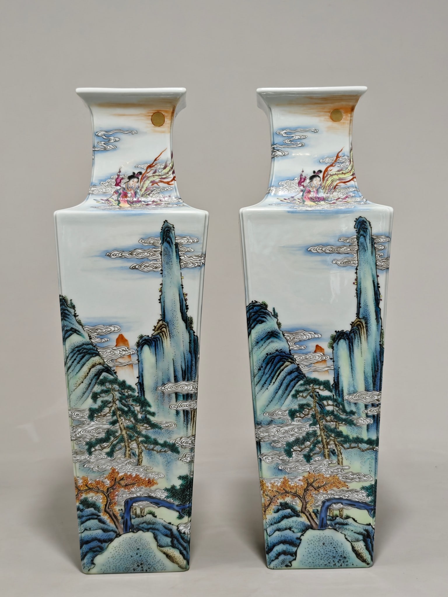 A square inlaid porcelain vase with a landscape design and the mark of the Qianlong reign of the (1 of 9)