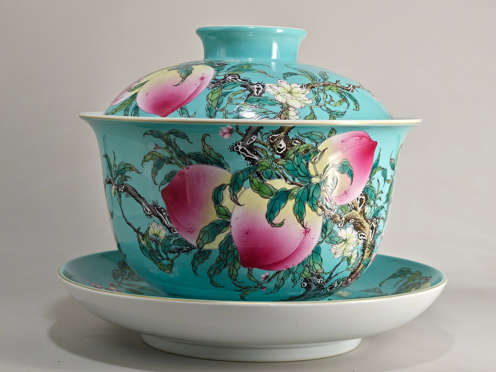 A large covered bowl with famille rose turquoise base and nine dragons, bearing the mark of the (1 of 9)