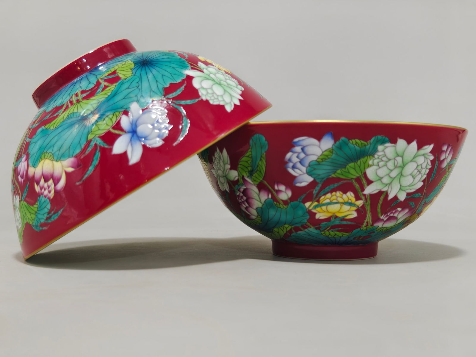 Famille Rose Rouge Red Harmony and Beauty Pattern Palace Bowl (1 of 9)