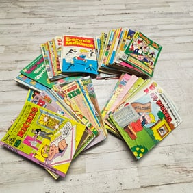 Vintage-Style Americana & Motorcycle Tin Signs Assortment