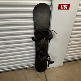 Lamar Mini Player 130 Youth Snowboard with Bindings