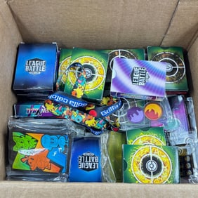 Pokémon League Battle Decks & Accessories Group