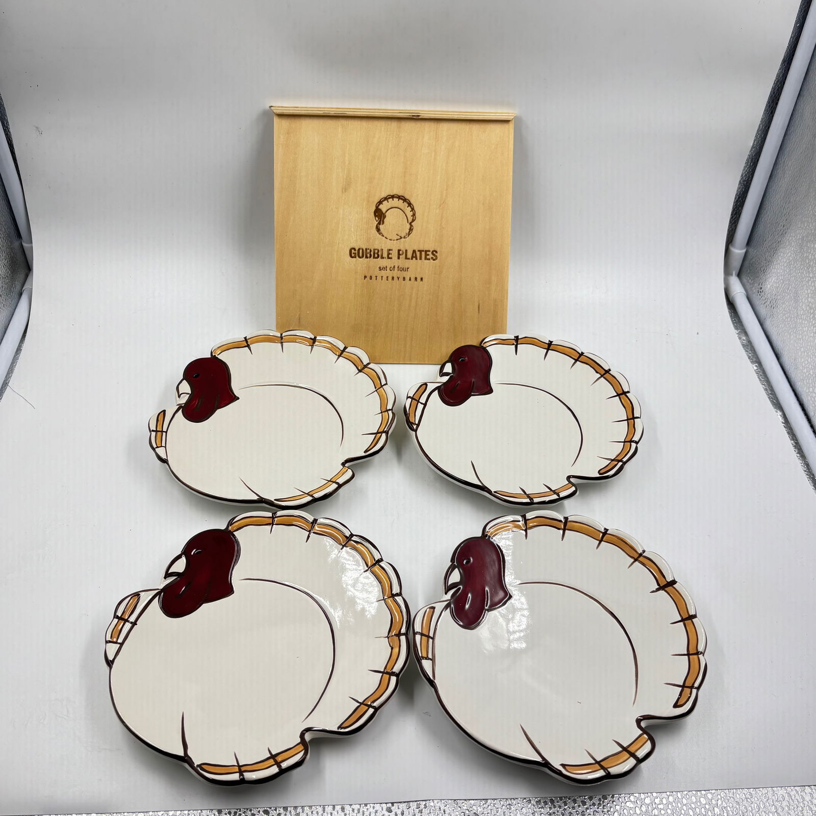 Pottery Barn “Gobble” Thanksgiving Plates – Set of Four with Wooden Box (1 of 8)