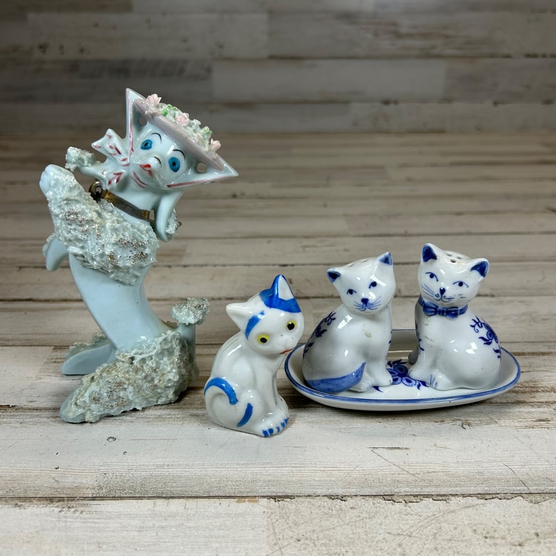 Vintage Ceramic Cat Salt & Pepper Shakers & Figurine Bundle (1 of 8)