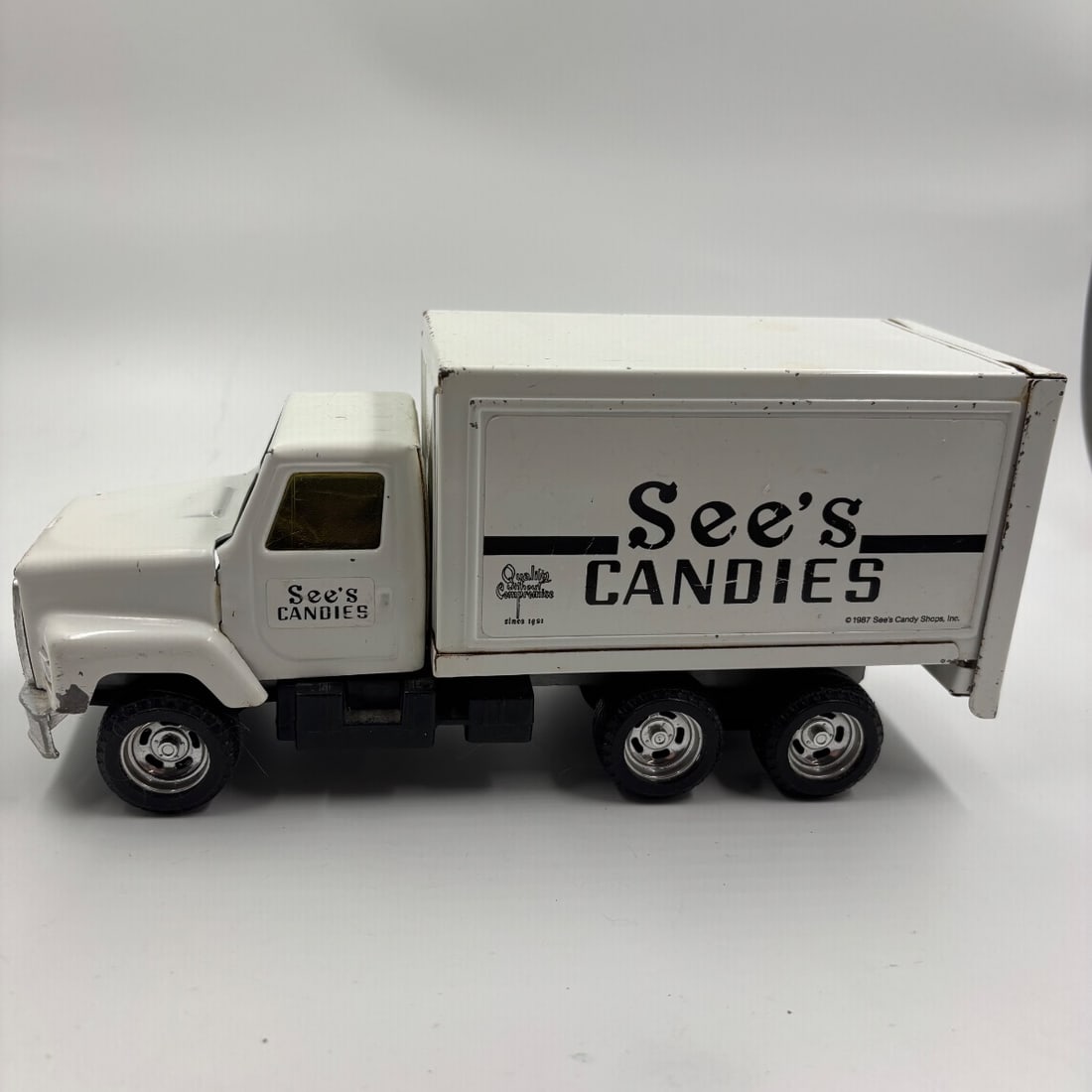 Vintage See's Candies Delivery Truck Toy Tin Litho 1987 Sears Candy Shops (1 of 9)