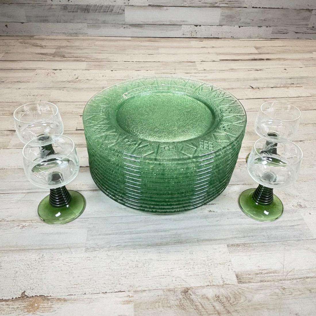 Green Etched Glassware Set: Plates & Goblets - Vintage (1 of 11)