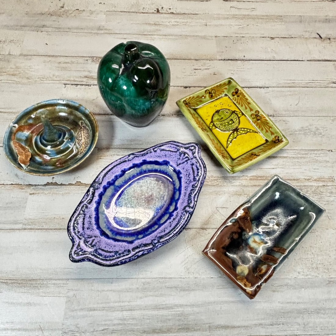 Assorted Studio Pottery Dishes & Apple Trinket Box, Ceramic Art Pieces (1 of 9)