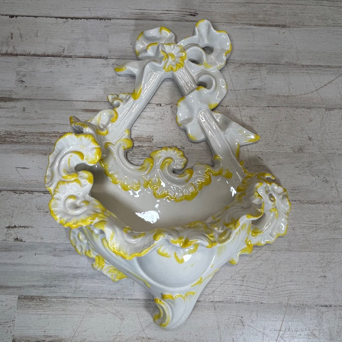 Vintage Italian Ceramic Wall Pocket Planter Yellow Swirl Bow Floral Made Italy (1 of 6)