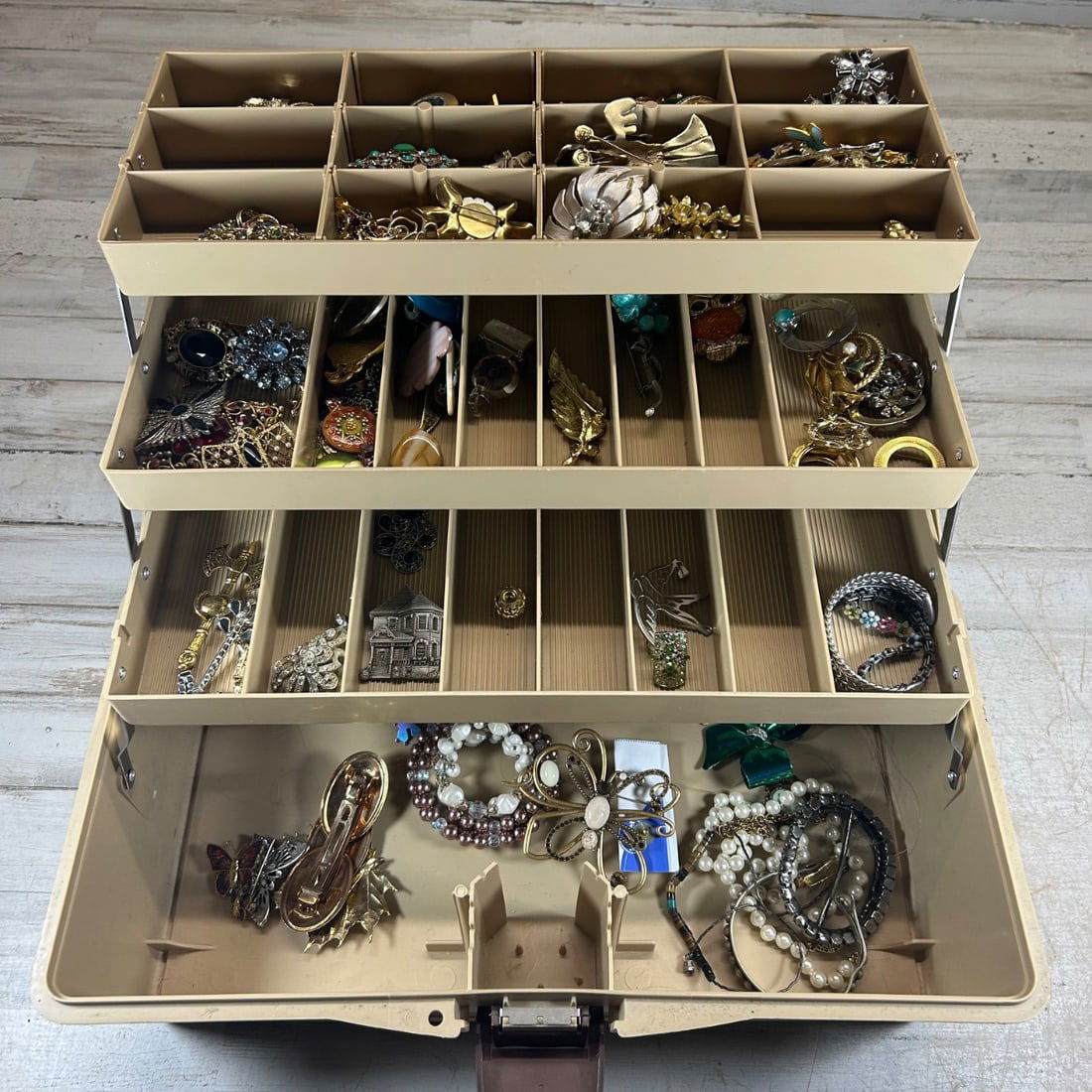 Vintage Costume Jewelry Lot w/ Fenwick Tackle Box Assortment Brooches Rings Bracelets (1 of 6)