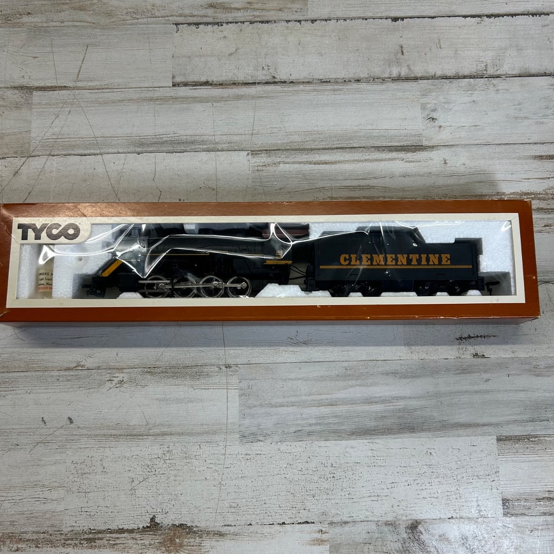 Tyco HO Scale "Clementine" Steam Locomotive & Tender Electric Train (1 of 10)