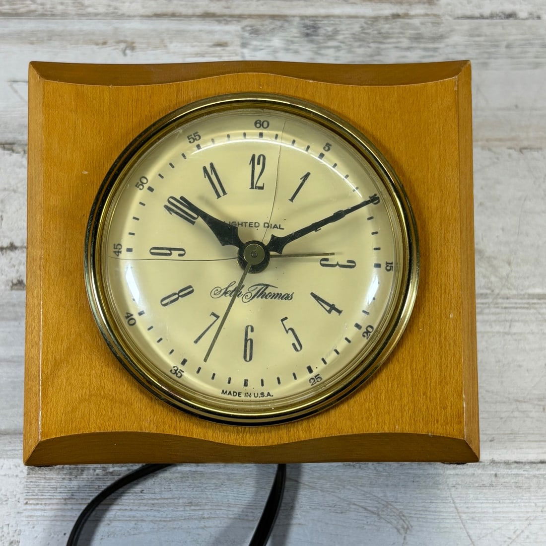 Seth Thomas Beverly SS12-J Lighted Dial Alarm Clock Wood Case Made in USA Vintage (1 of 7)