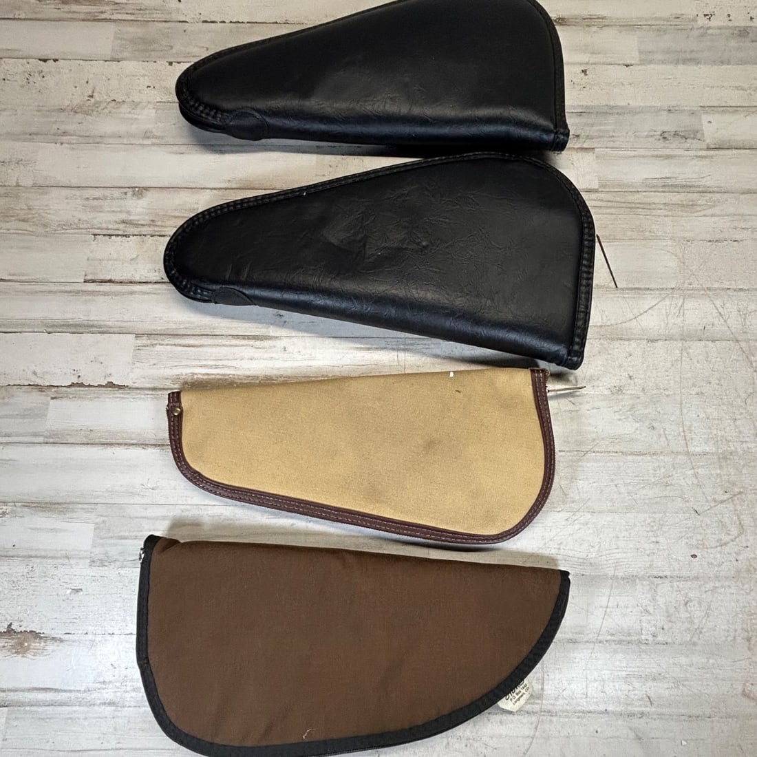 Lot of 4 Vintage Gun Pistol Handgun Padded Cases Pouches Black Brown Tan (1 of 8)