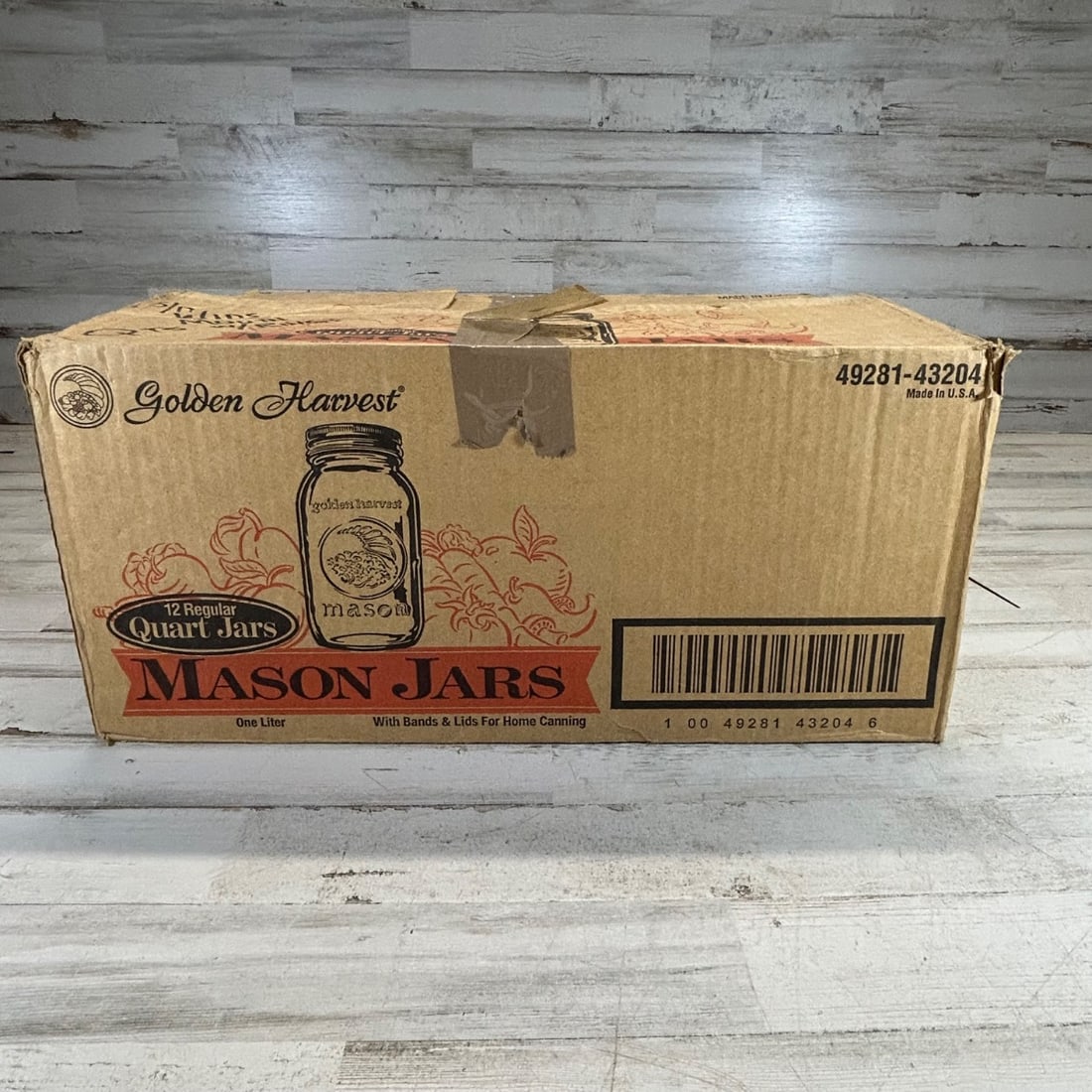 Kerr Mason Jars 12 Qt Wide Mouth w/ Bands & Lids Home Canning Glassware: Presenting a brand new, factory-sealed case of 12 Kerr Wide Mouth Quart Jars. These versatile glass jars are perfect for home canning, preserving, and food storage. Each jar is made of durable clear g