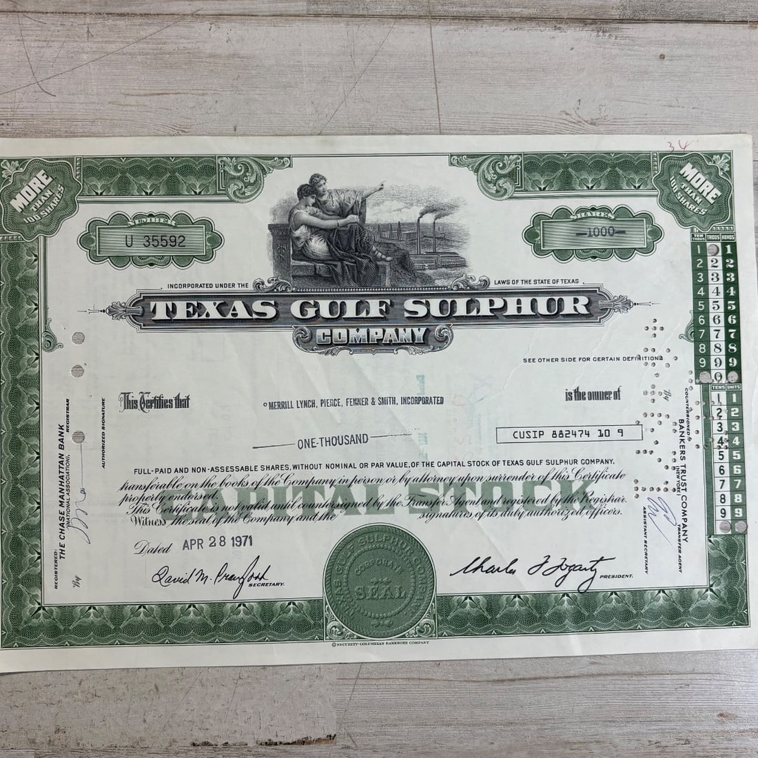 Texas Gulf Sulphur Company Stock Certificate 1000 Shares 1971: Original stock certificate for 1000 shares of Texas Gulf Sulphur Company, incorporated under the laws of the State of Texas. The certificate is dated April 28, 1971, and is made out to Merrill Lynch,