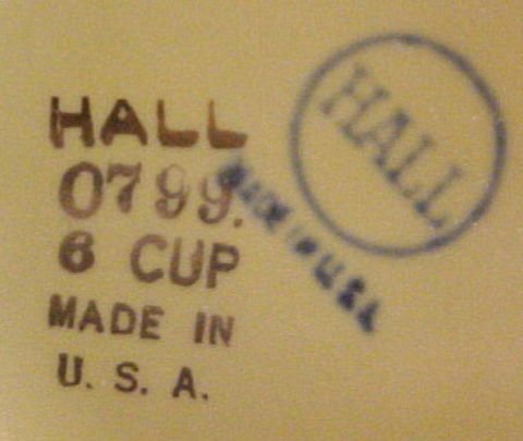 Hall China Teapot Six Cup Gold Trim - 4