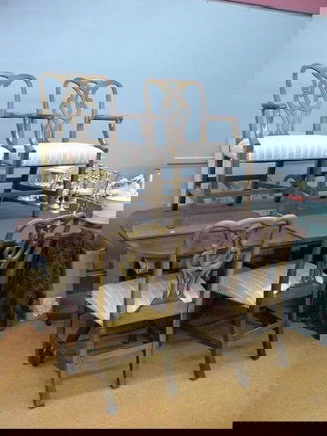 Newer light mahogany dining set, six Chippendale: Newer light mahogany dining set, six Chippendale style chairs, Duncan Phyfe style table. (LOCAL PICK-UP OR BUYER ARRANGES SHIPPING ONLY)