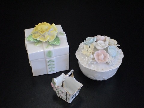 Three dresser decorations: two boxes capodimonte : Three dresser decorations: two boxes capodimonte style, one square from Shafford, Japan, and one round with lovely flowers decorating top, one flower broke on round box, and one tiny floral basket fro