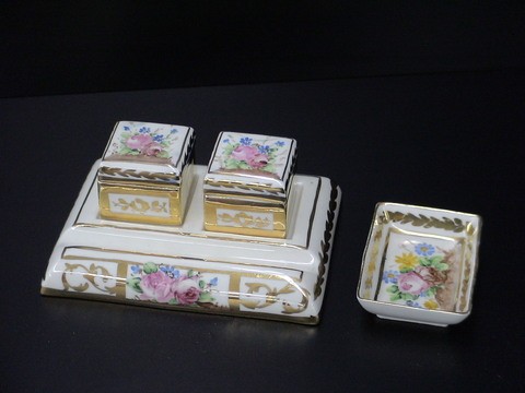 4 pc hand painted desk set, stamp tray, 2 ink wel: 4 pc hand painted desk set, stamp tray, 2 ink wells on base, base measures 7.5"L x 5 3/4"W