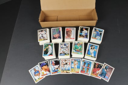 1992 Topps Baseball Cards in Box - 693 Cards Total