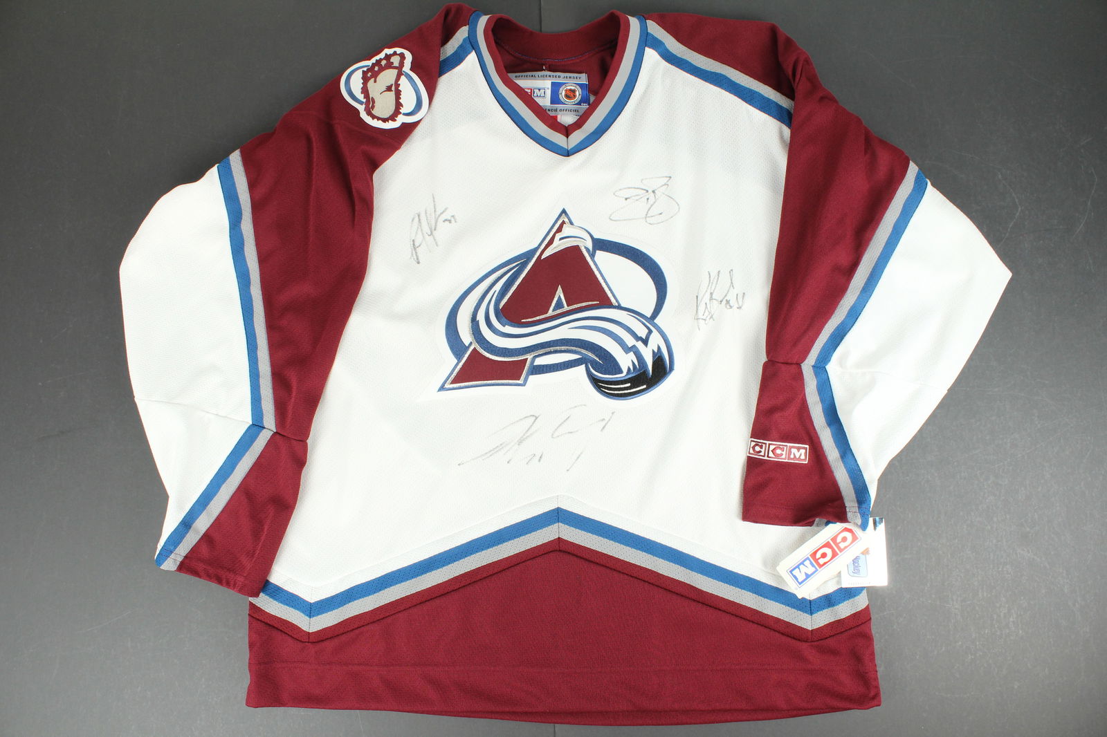 Autographed Colorado Avalanche Hockey Jersey - 4 Signatures (1 of 12)