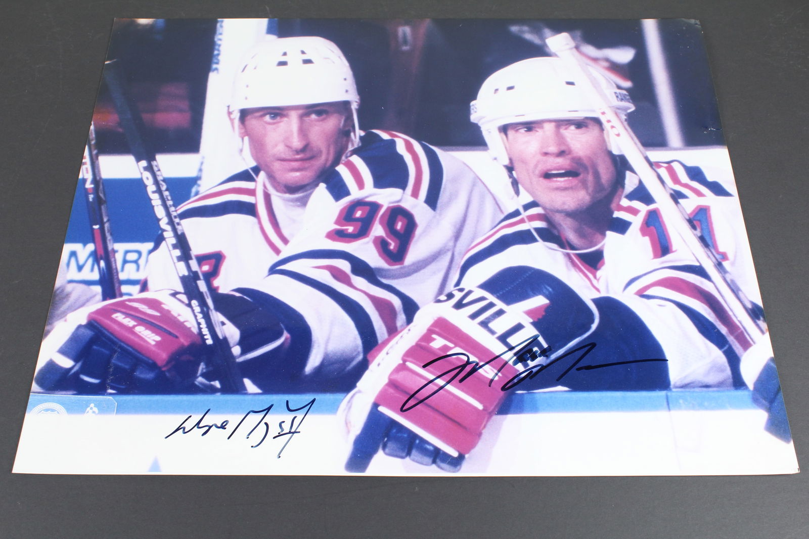Autographed Poster New York Rangers Wayne Gretzky and Mark Messier (1 of 6)
