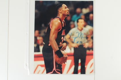 Autographed Alonzo Mourning Miami Heat Photo With COA