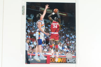 Autographed Hakeem Olajuwon Houston Rockets Photo
