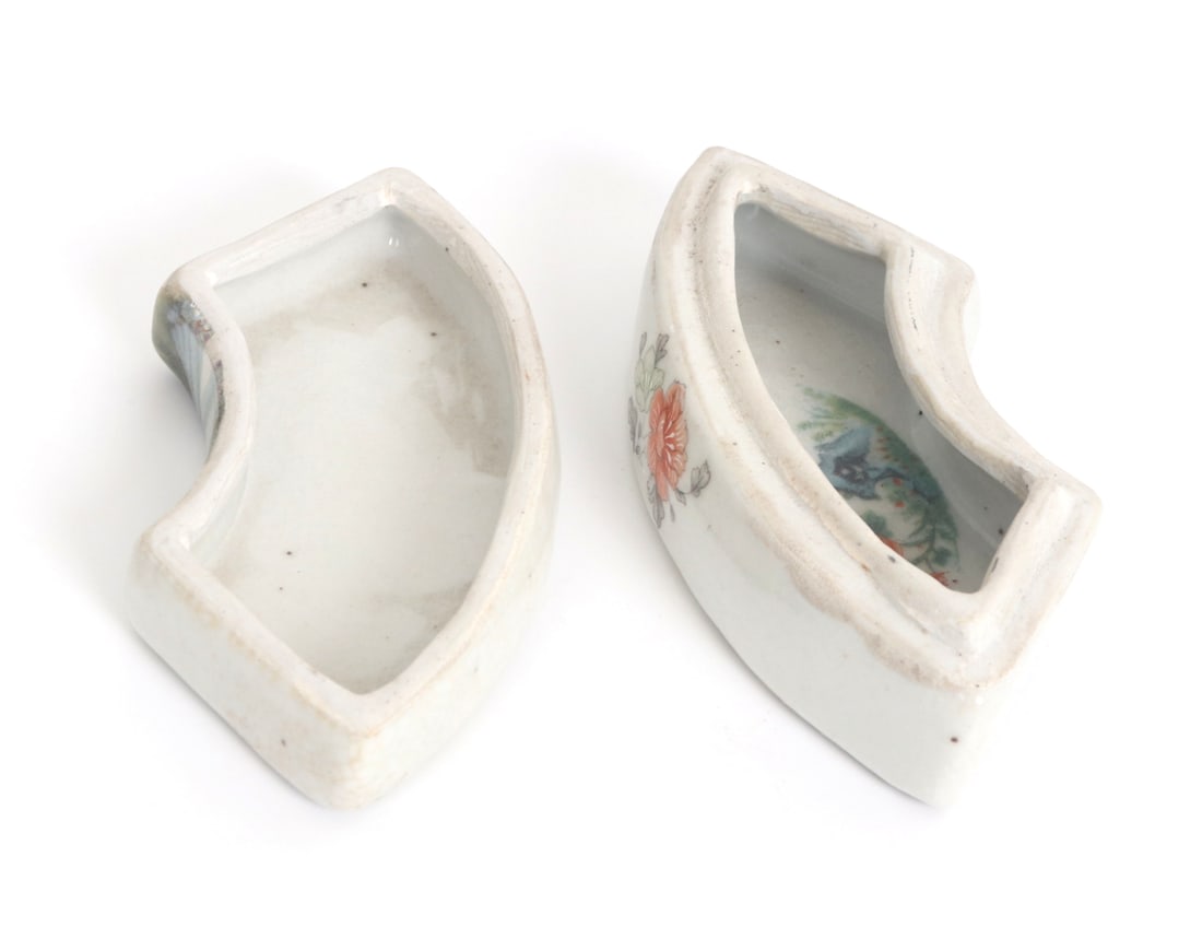 Chinese Porcelain Painted Paste Box - 4