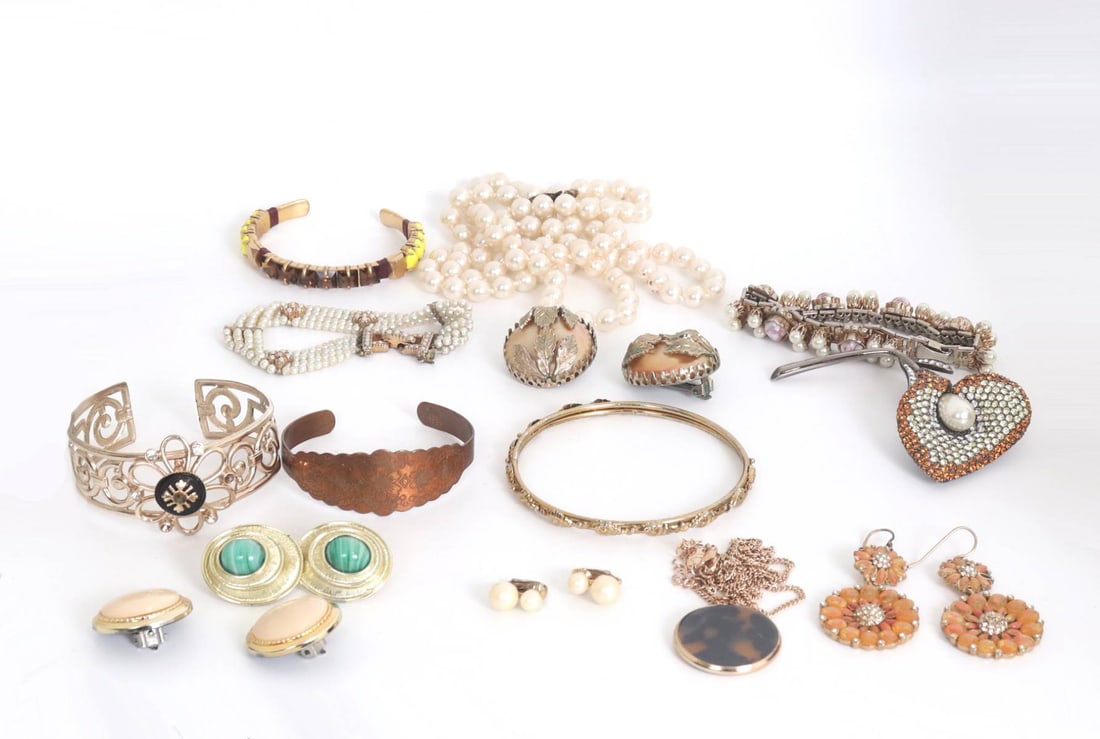 Lovely Collection of Vintage Costume Jewelry (1 of 3)