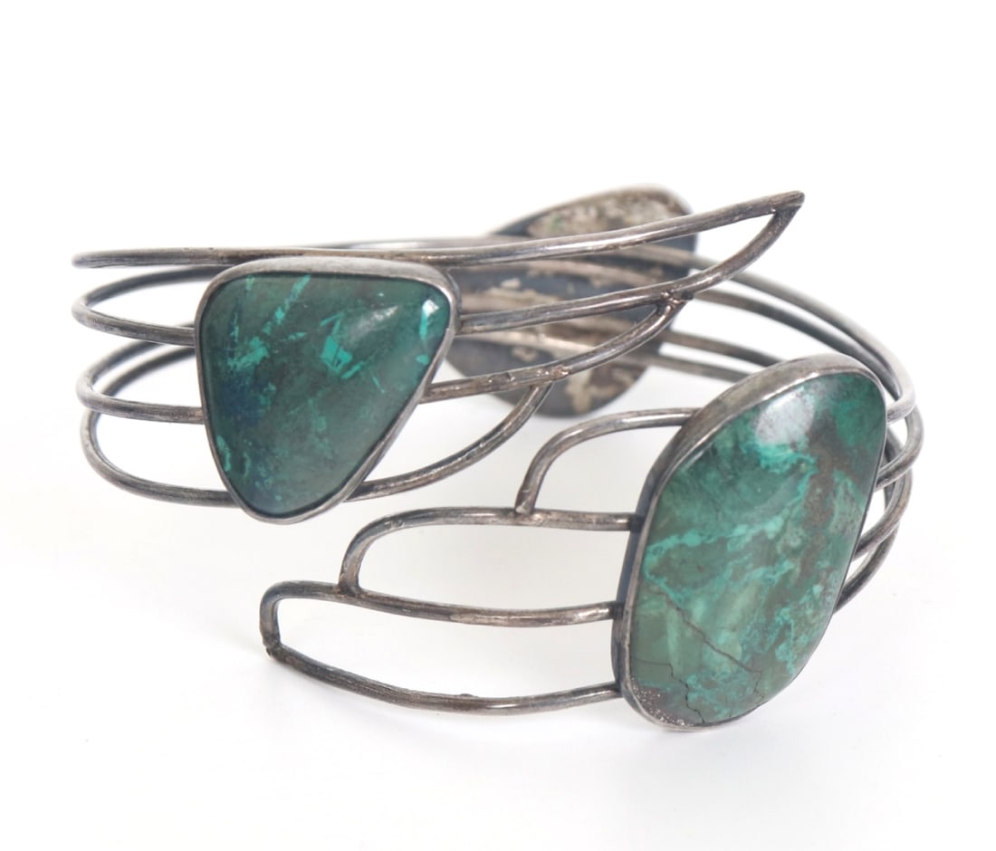 Malachite Inlayed Cuff Style Bracelet - 2