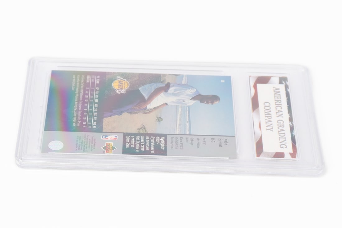 Upper Deck Kobe Bryant 1997 Cased Card - 3