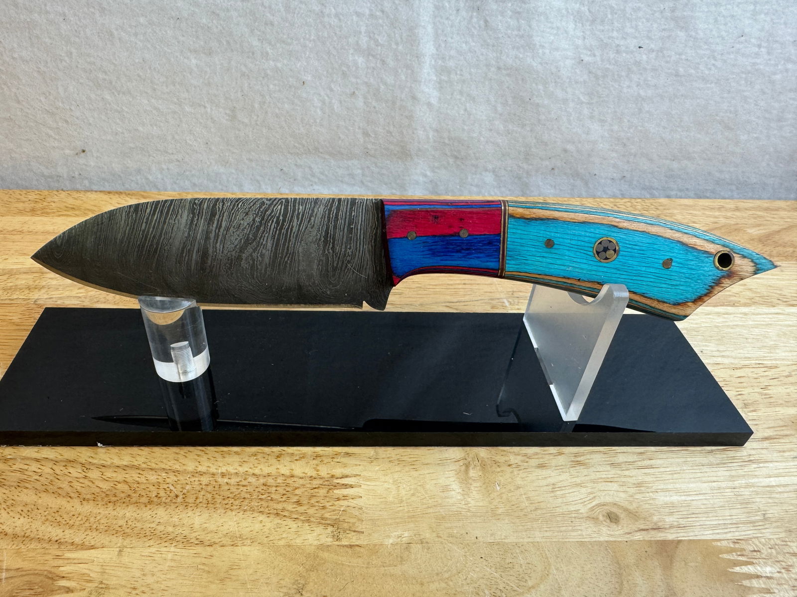 Beautiful Handmade Damascus Steel Knife (1 of 7)