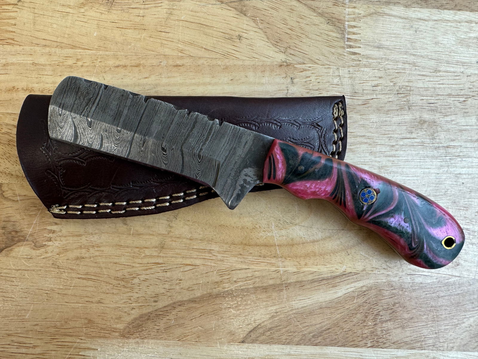 Beautiful Handmade Damascus Steel Knife w/Sheath (1 of 10)