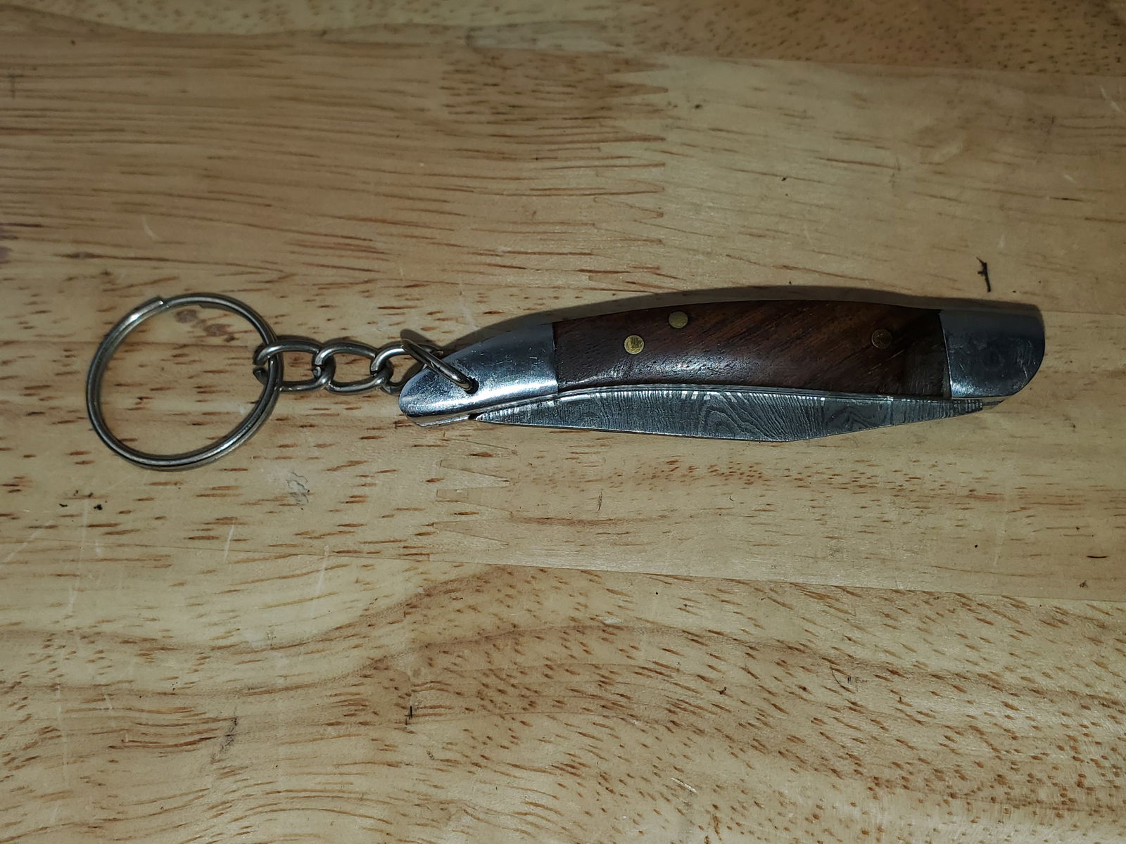 Beautiful Handmade Damascus Steel KeyChain Folding Knife (1 of 9)