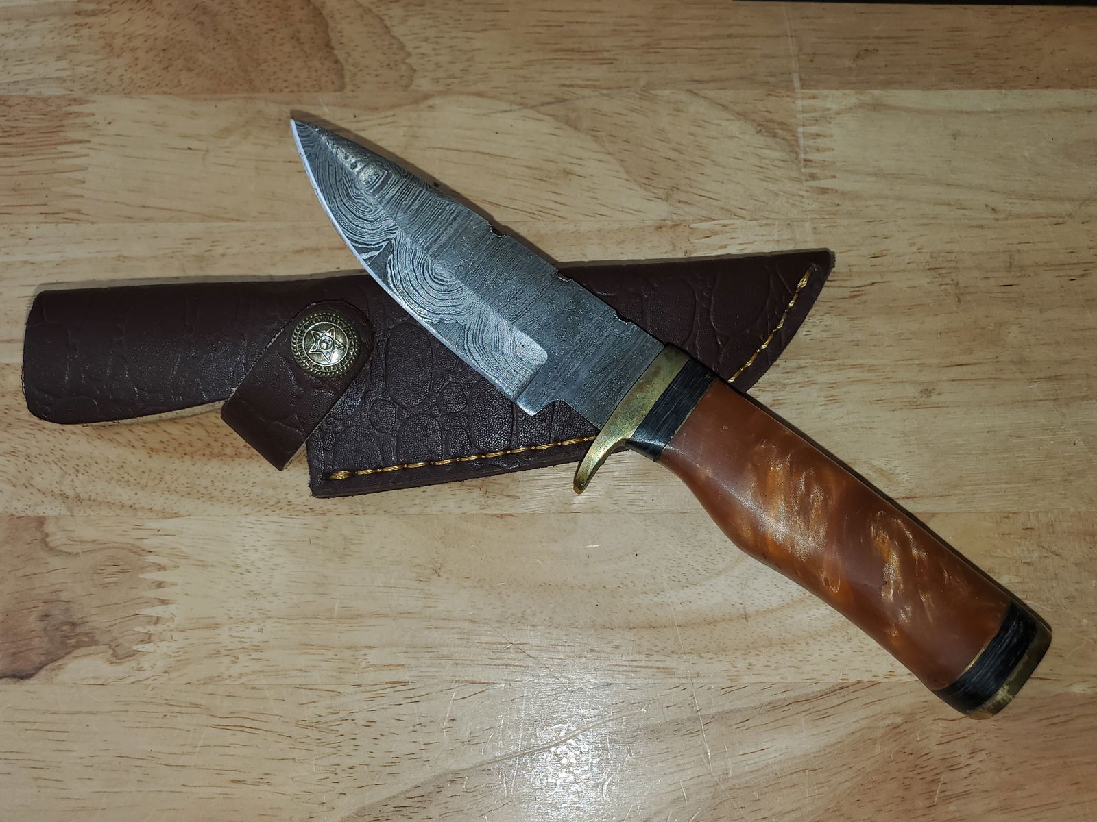 Beautiful Handmade Damascus Steel Knife w/Sheath (1 of 10)