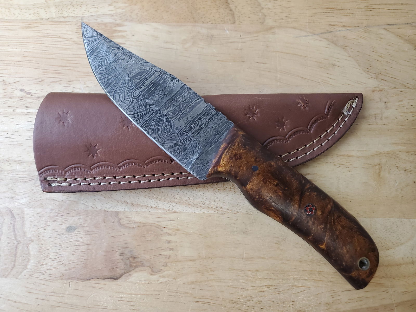 Beautiful Handmade Damascus Steel Knife w/Sheath (1 of 10)